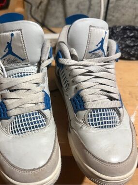 Jordan Retro Sneakers in White and Blue